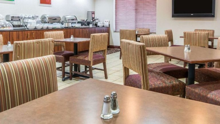 Comfort Suites