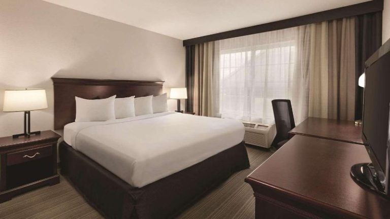 Garner Hotel Madison – Huntsville Airport