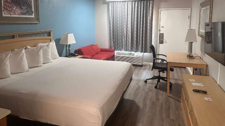 Days Inn By Wyndham Rocklin/sacramento