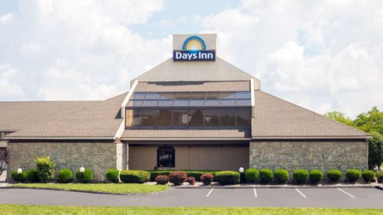 Days Inn by Wyndham Maumee/Toledo
