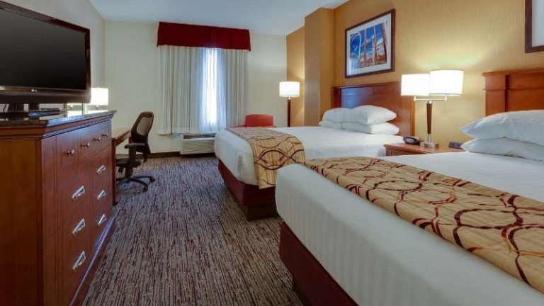 Drury Inn & Suites Baton Rouge