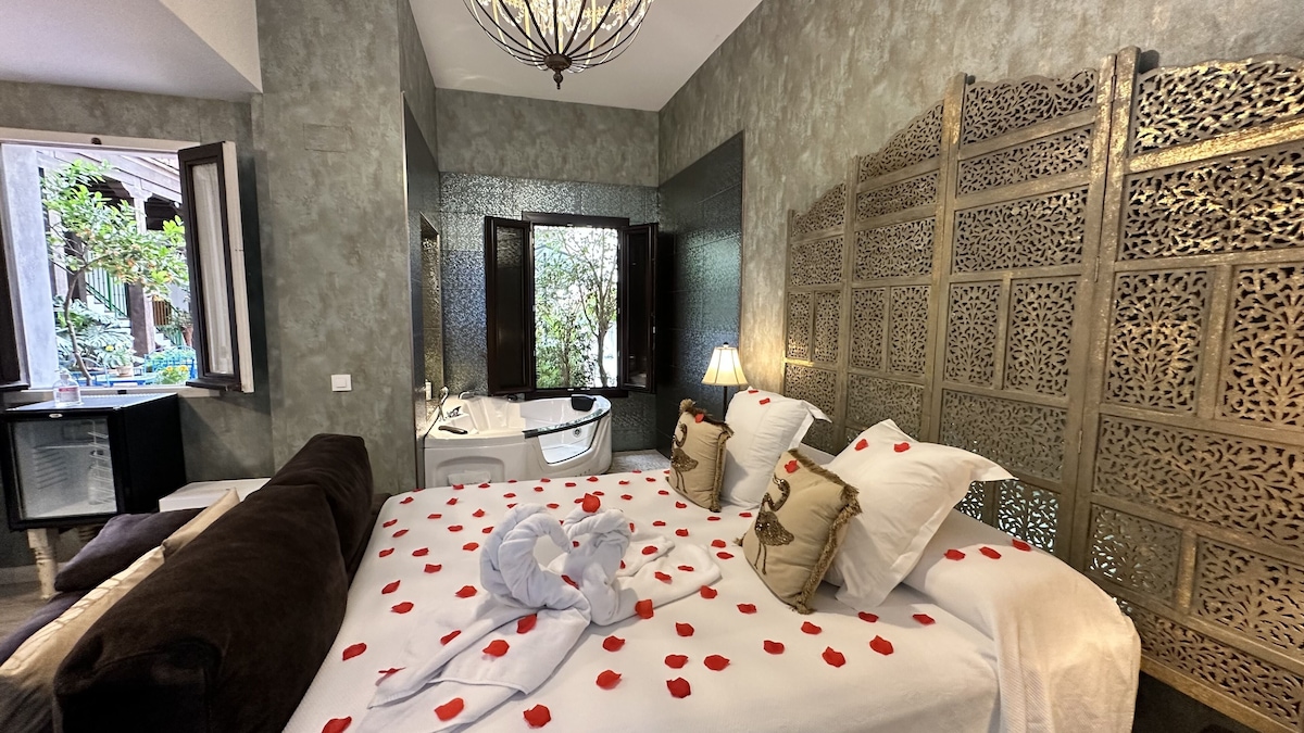 El Rey Moro Hotel Boutique, habitación con jacuzzi privado