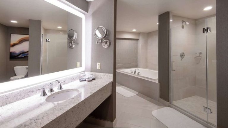 Embassy Suites Northwest Arkansas – Hotel, Spa & Convention Center