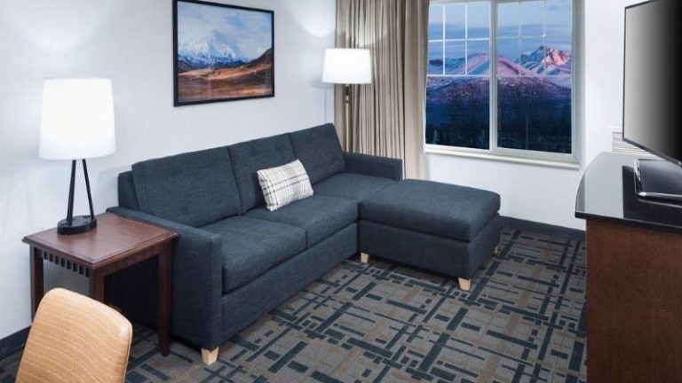 Embassy Suites by Hilton Anchorage