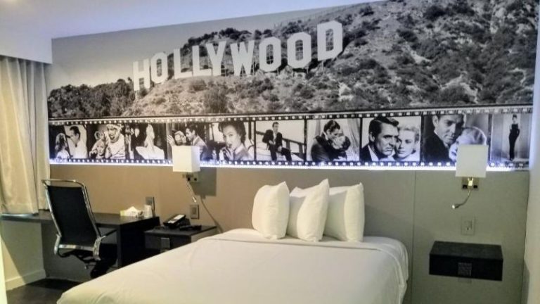 Glen Capri Burbank Universal