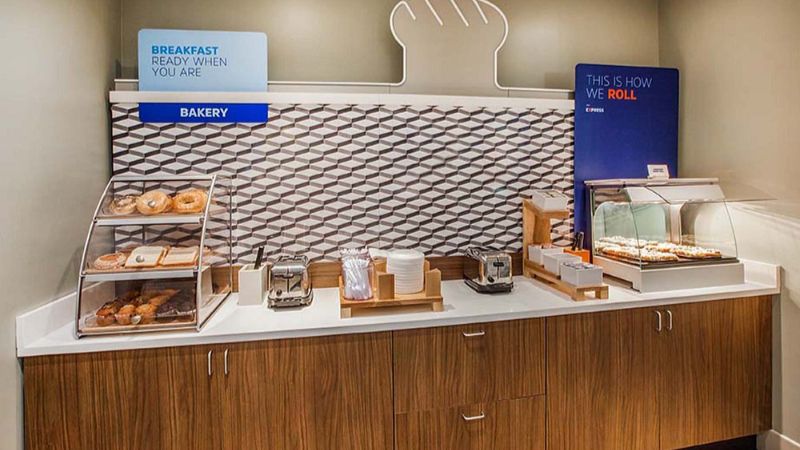 Holiday Inn Express Hotel & Suites Annapolis, an IHG Hotel, photo 7