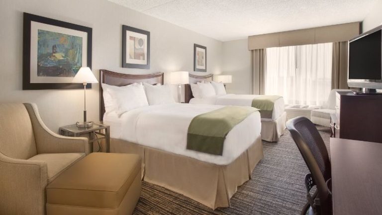 Holiday Inn & Suites Scottsdale North – Airpark by IHG