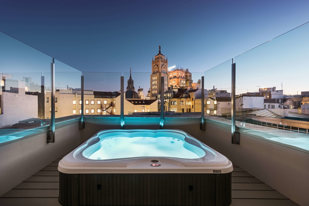 Hotel Catalonia Gran Vía Madrid, habitación con jacuzzi privado