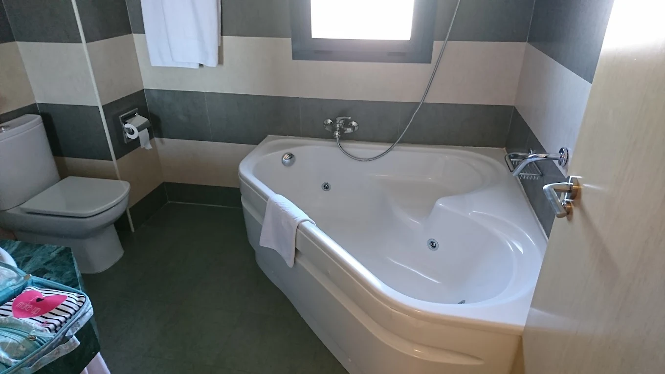 Hotel Ciudad de Ejea, habitación con jacuzzi privado
