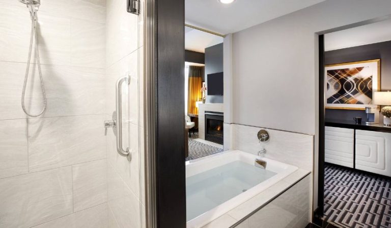 Hotel Metro, Autograph Collection