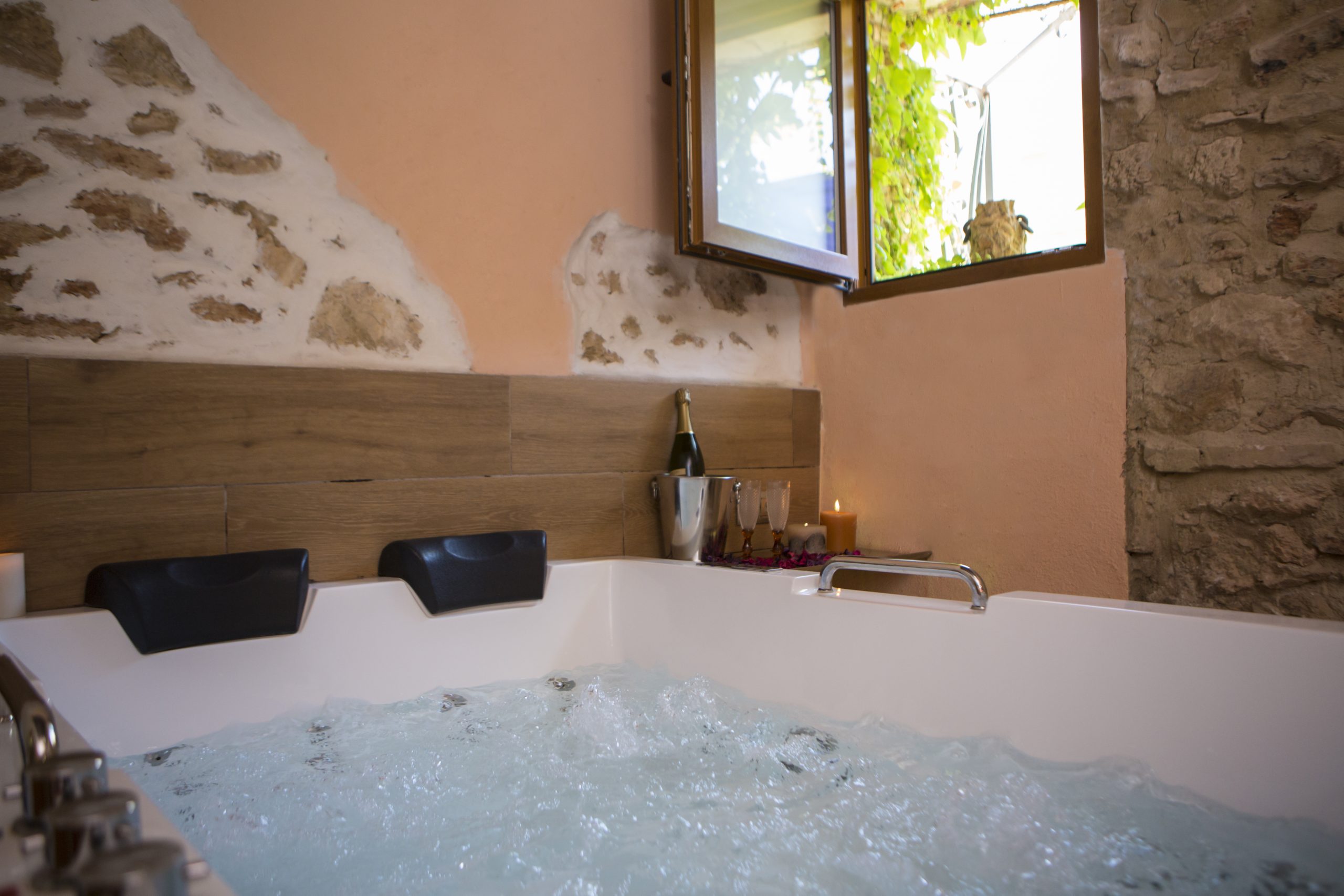 L’Otelet by Sweet, habitación con jacuzzi privado