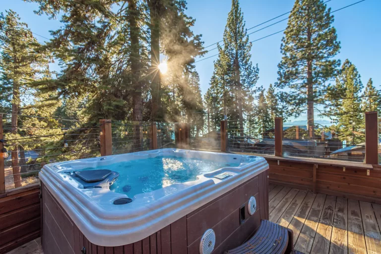 Lakeview Lodge with Stunning Lake Tahoe Views