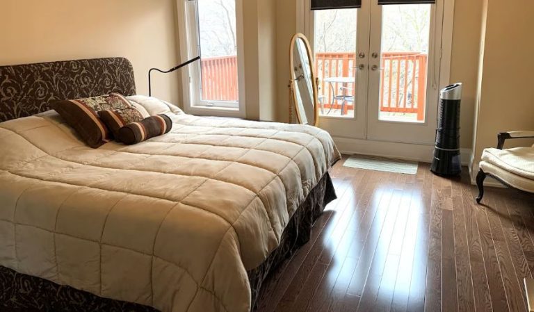 Luxurious Executive House – Upper Beaches Toronto