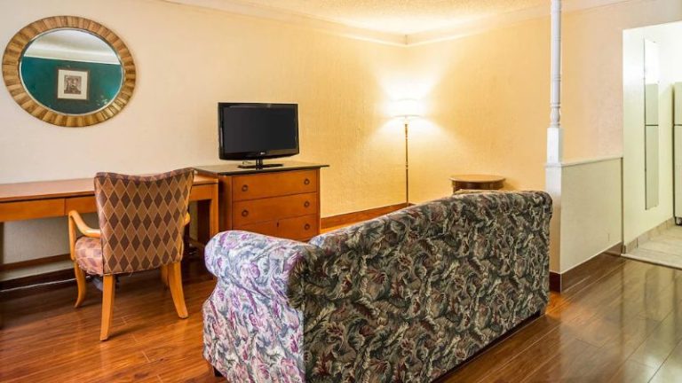 Magnuson Hotel Little Rock South