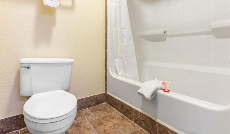 Motel 6 Tulsa Airport