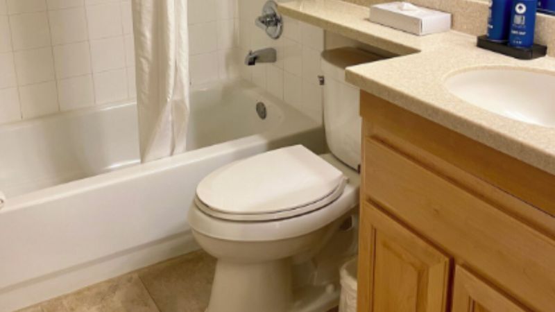 Oceanfront views at Whale point, room with private jacuzzi, photo 2