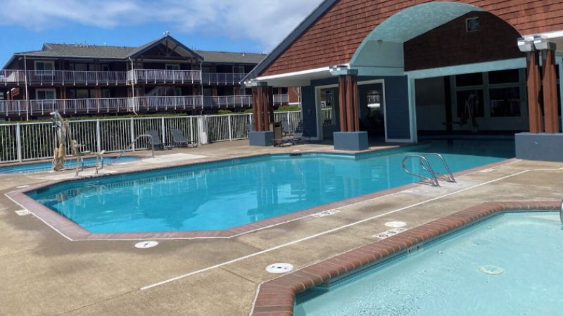 Oceanfront views at Whale point, room with private jacuzzi, photo 6