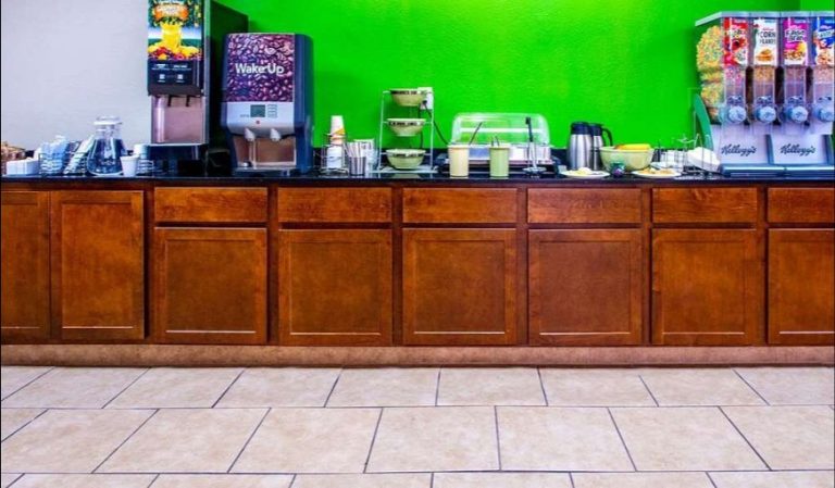 Quality Inn Moore – Oklahoma City