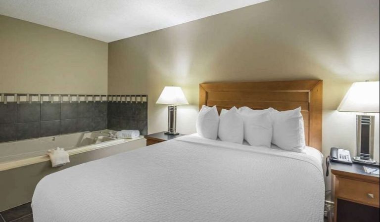 Quality Inn West Edmonton