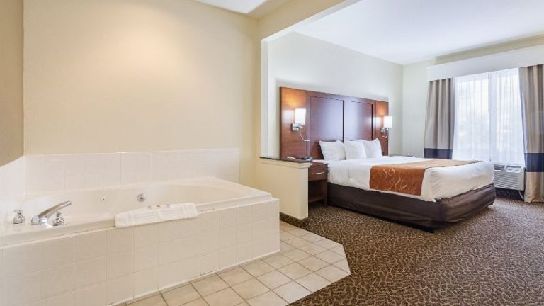 Quality Suites Springdale West I-49