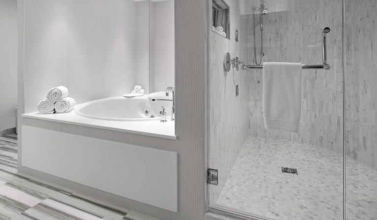 Renaissance Edmonton Airport Hotel