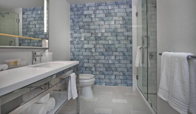 Renaissance Edmonton Airport Hotel