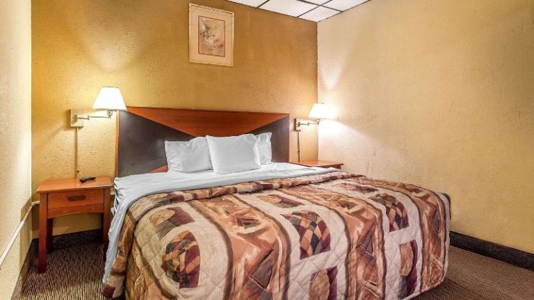 Rodeway Inn Cedar Point North