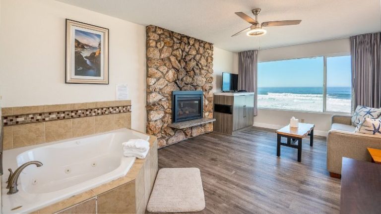 Sailor Jack Ocean Front Motel