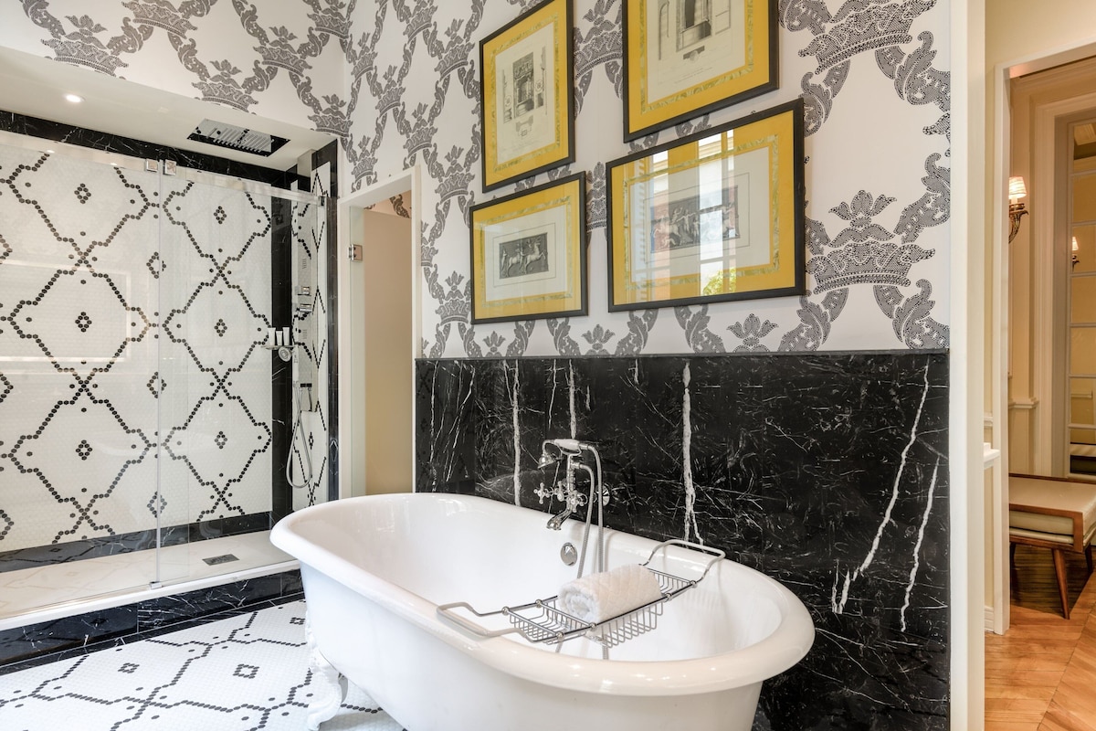 Santo Mauro, a Luxury Collection Hotel, Madrid, habitación con jacuzzi privado