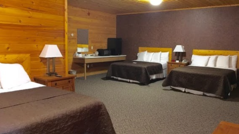 Lincoln Suites