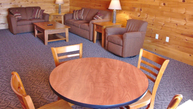 Lincoln Suites