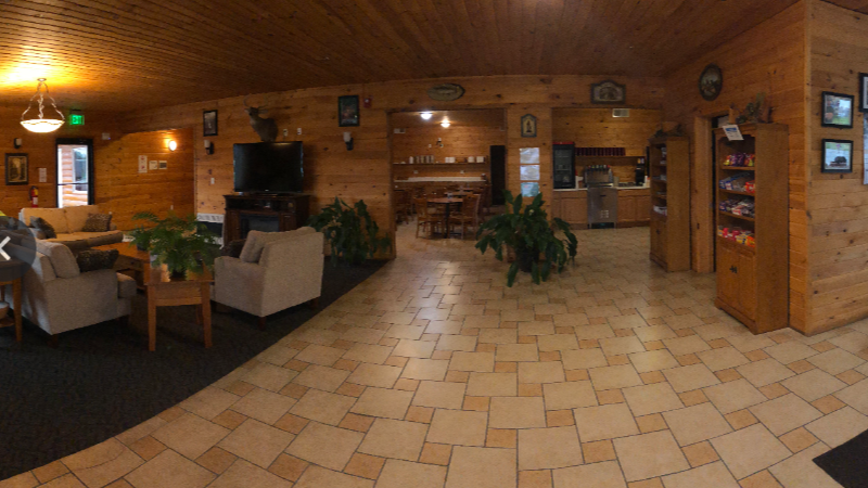 Lincoln Suites, room with private jacuzzi, photo 6