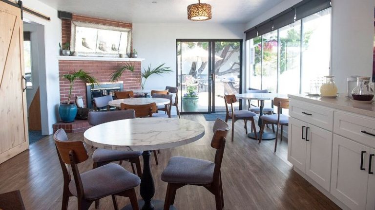 Sea & Sand Inn