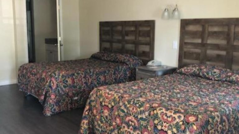 Sierra Crossing Motel