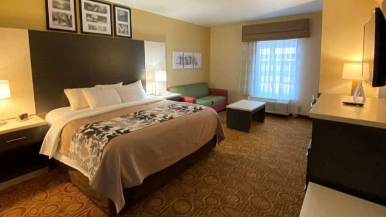 Sleep Inn & Suites Springdale West