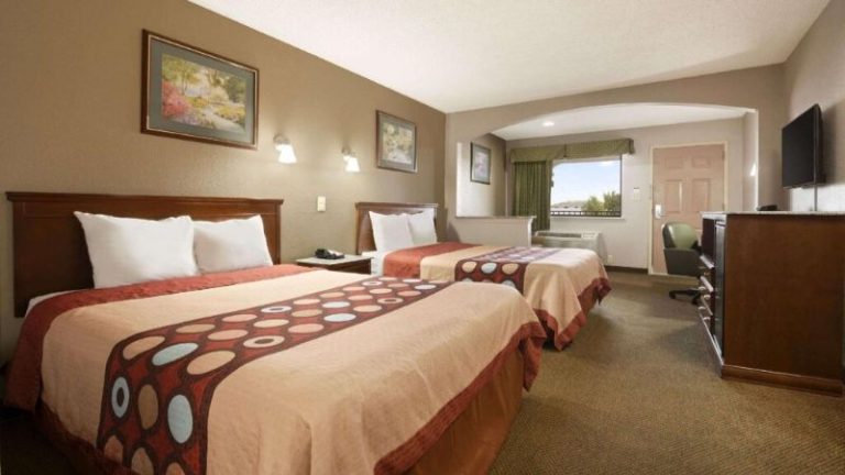 Staywell Suites