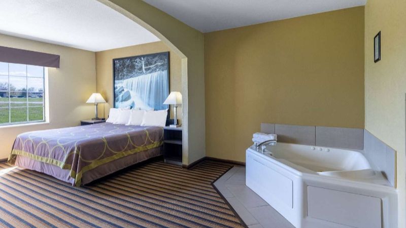 Super 8 by Wyndham Nixa/Springfield Area – Nixa, MO