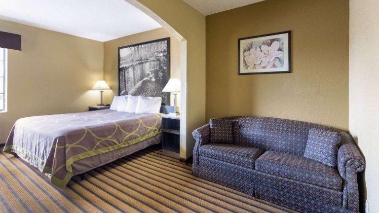 Super 8 by Wyndham Nixa/Springfield Area – Nixa, MO