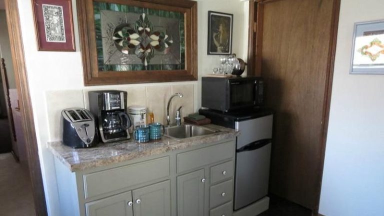 Benton Place Inn