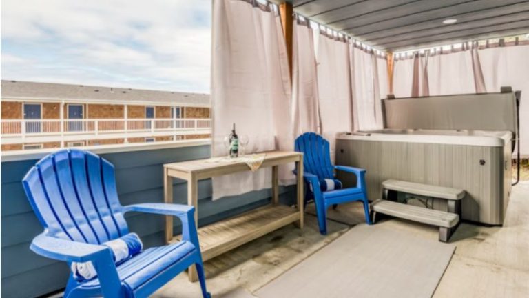 The Captains Lookout