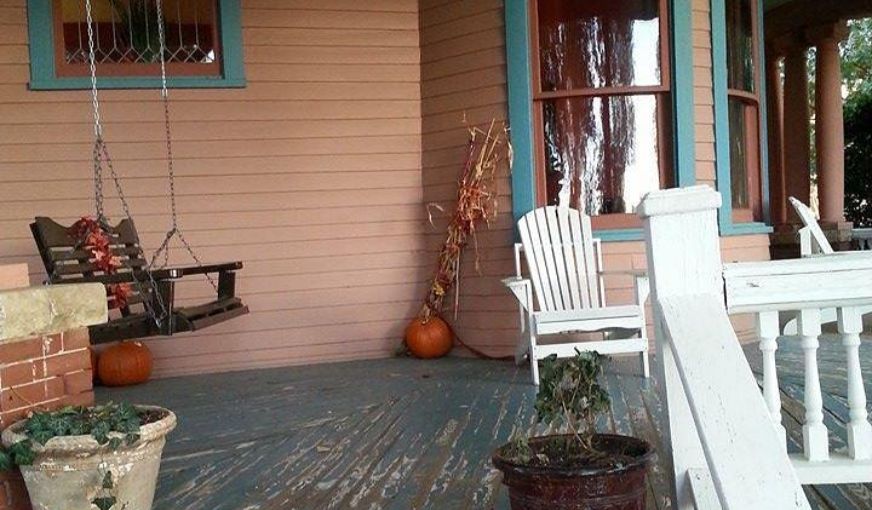 The Grandison Inn Bed & Breakfast, room with private jacuzzi, photo 7