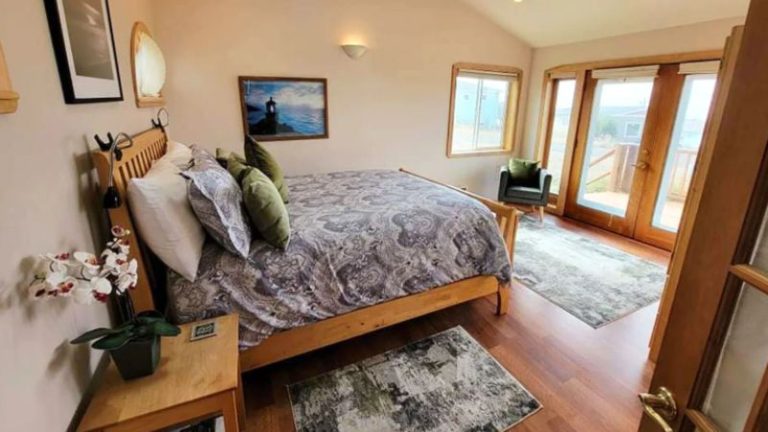 The Pacifica House