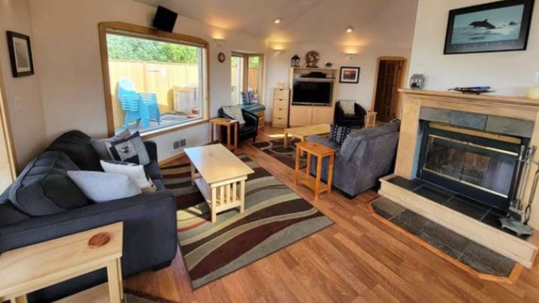 The Pacifica House