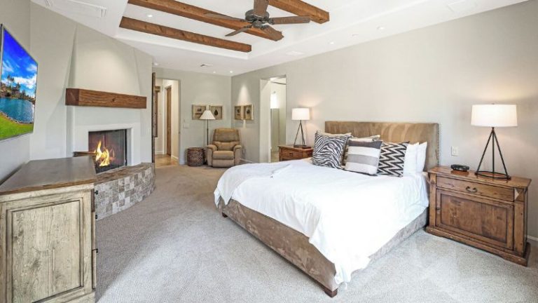 The Rocks Luxury Residence Club