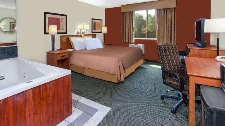 Travelodge by Wyndham Jackson