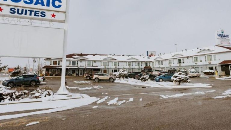 Western Budget Plus Mosaic Suites