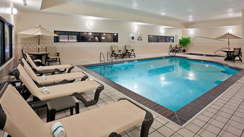 Hampton Inn North Sioux City, room with private jacuzzi, photo 8