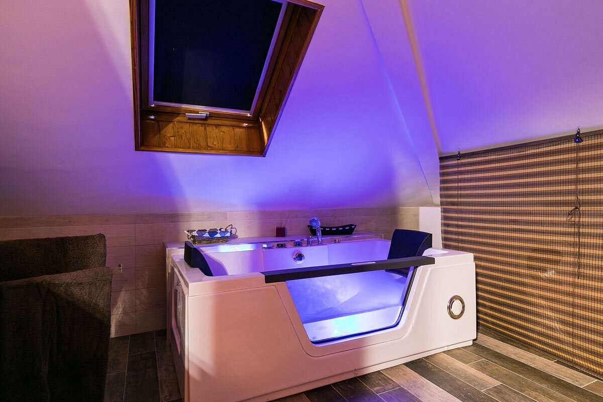 Alojamientos Turistoledo, habitación con jacuzzi privado