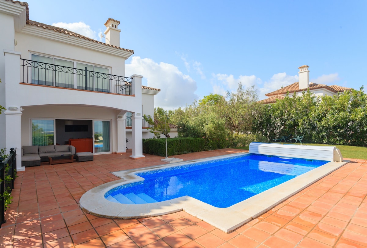 Arcos Gardens Sol Rent Golf, habitación con jacuzzi privado