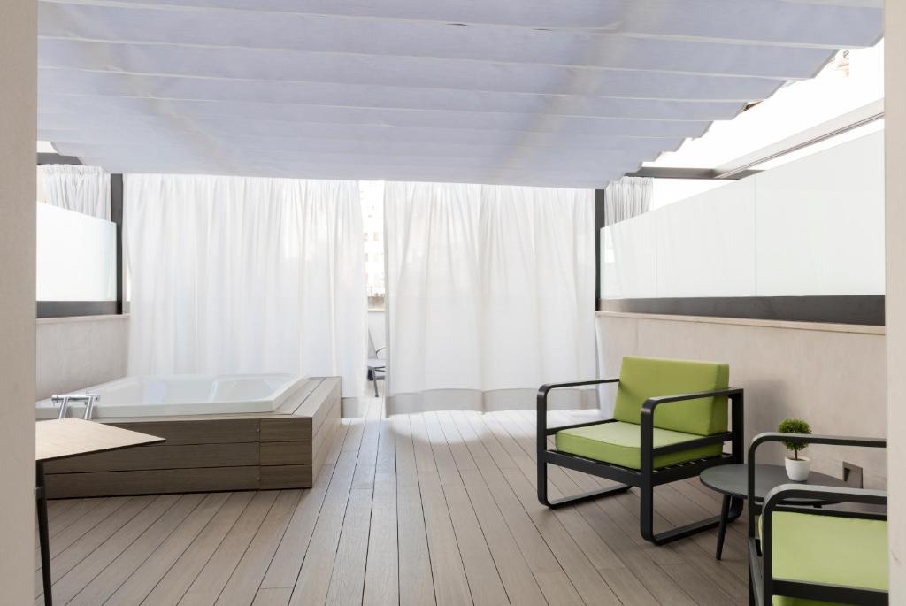 Ars Magna Bleisure Hotel, habitación con jacuzzi privado